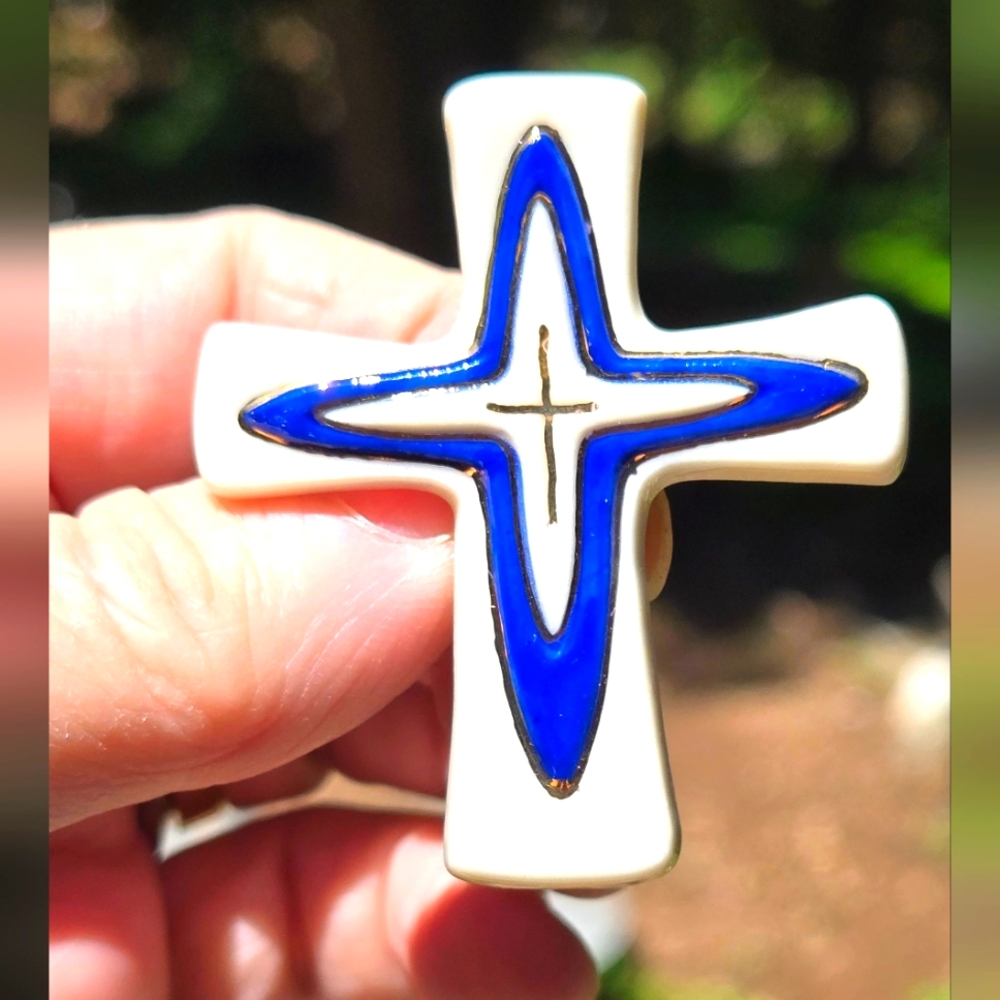 Porcelain Blue White & Gold Cross Brooch 2"